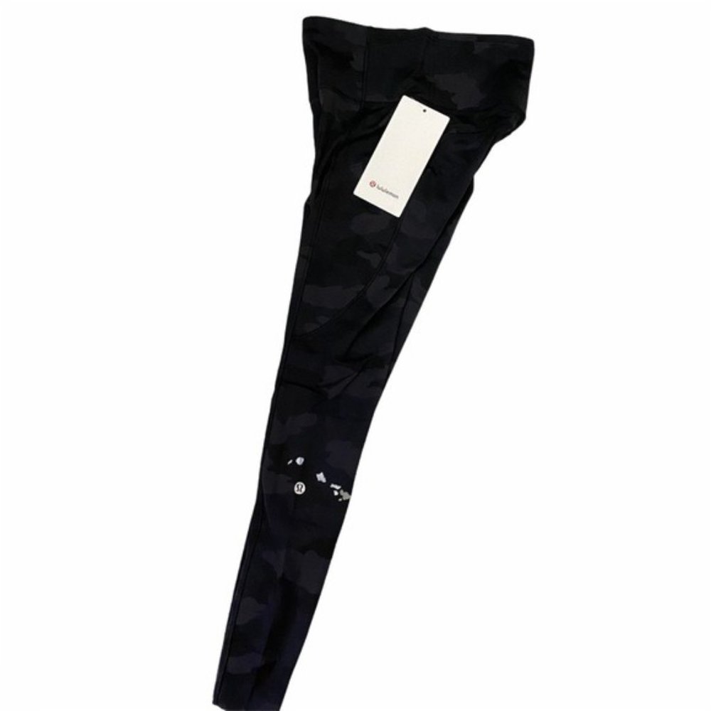 Lululemon Fast and Free HR Tight 25” Black Camo Sz 4 Hawaiian Islands Logo Rare